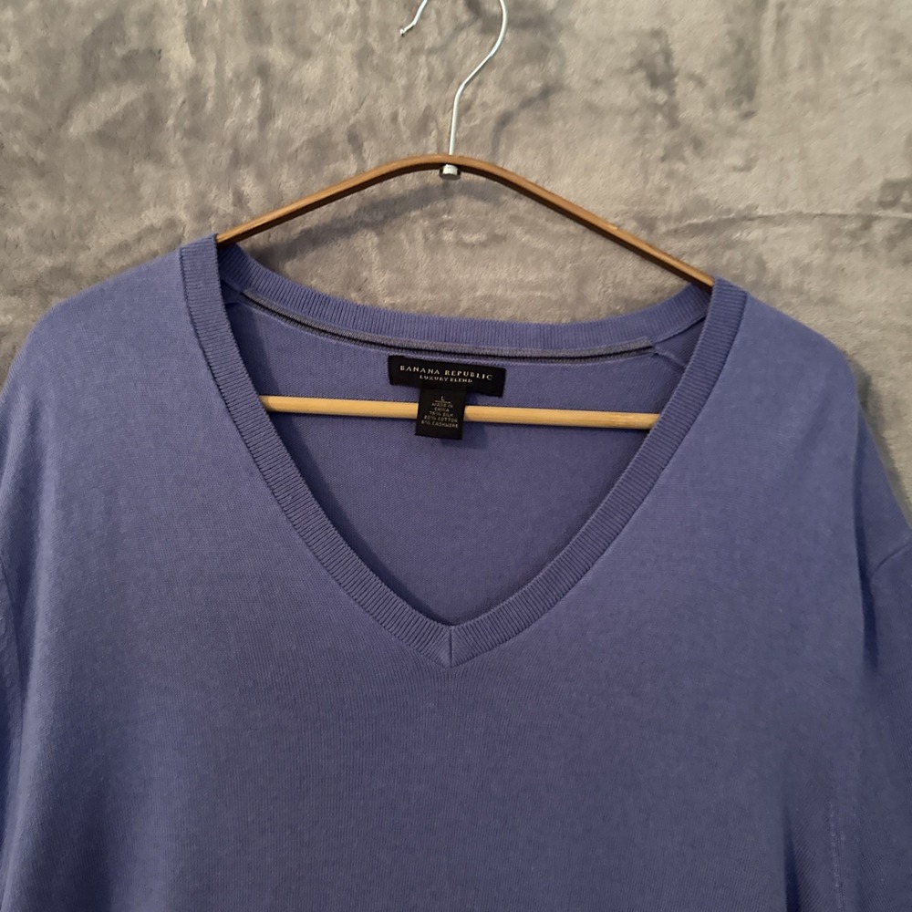 Banana Republic V Neck Sweater Mens Size L Purple‎ Pullover Silk Cashmere Luxury - Picture 2 of 9